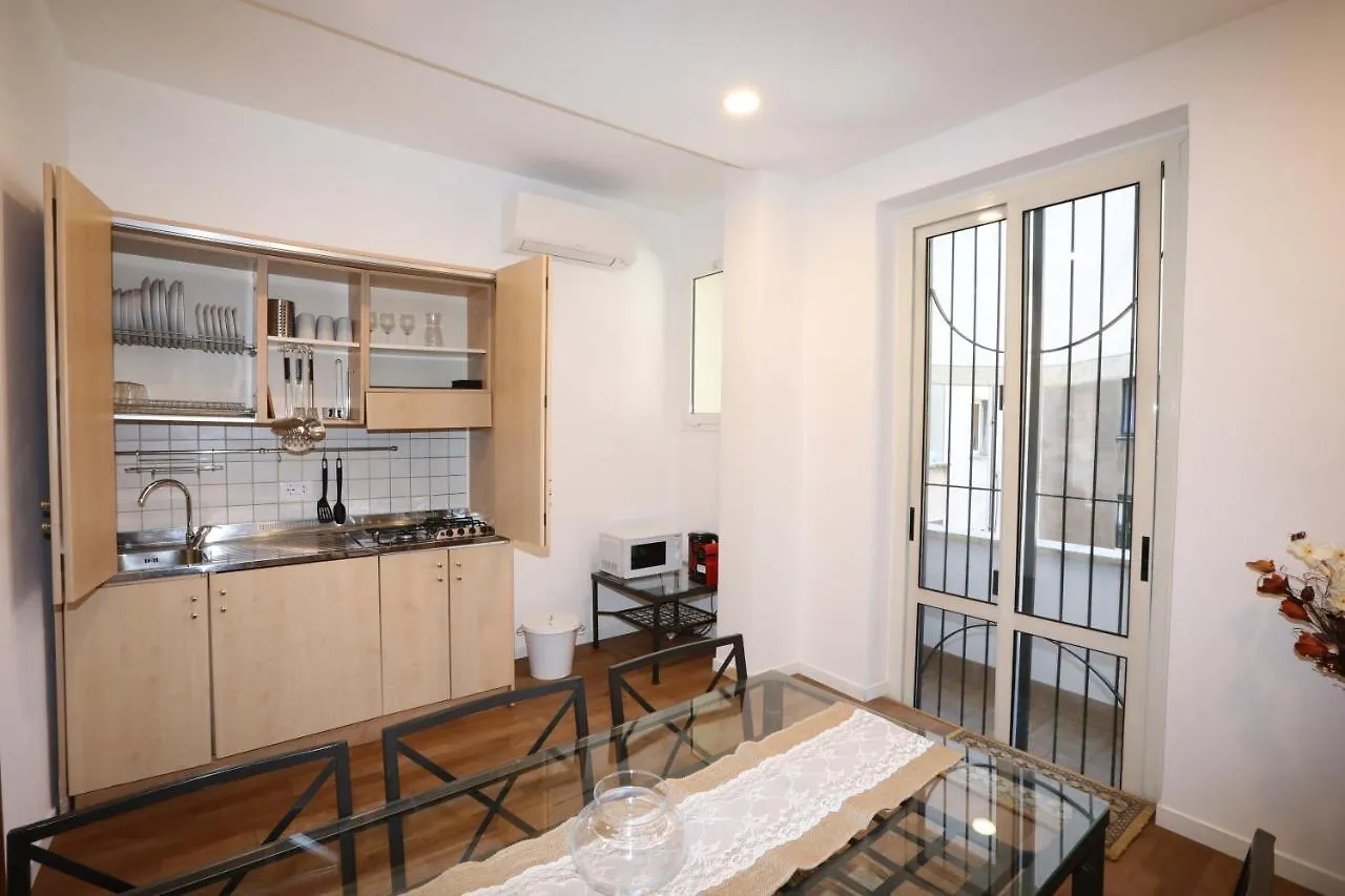Unique Luxury Apartment And Rooms 罗马