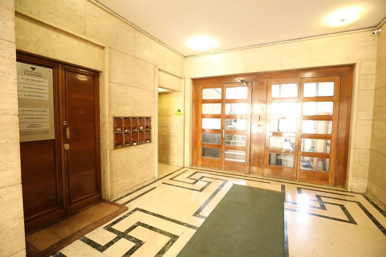 Unique Luxury Apartment And Rooms 罗马 0*,  意大利